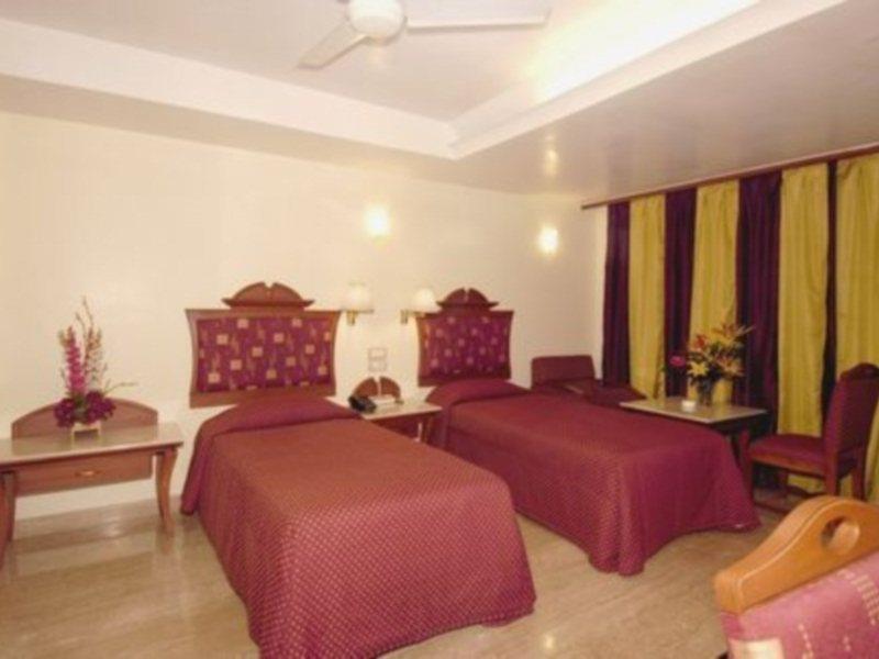 Hotel Airport International Мумбаї Номер фото