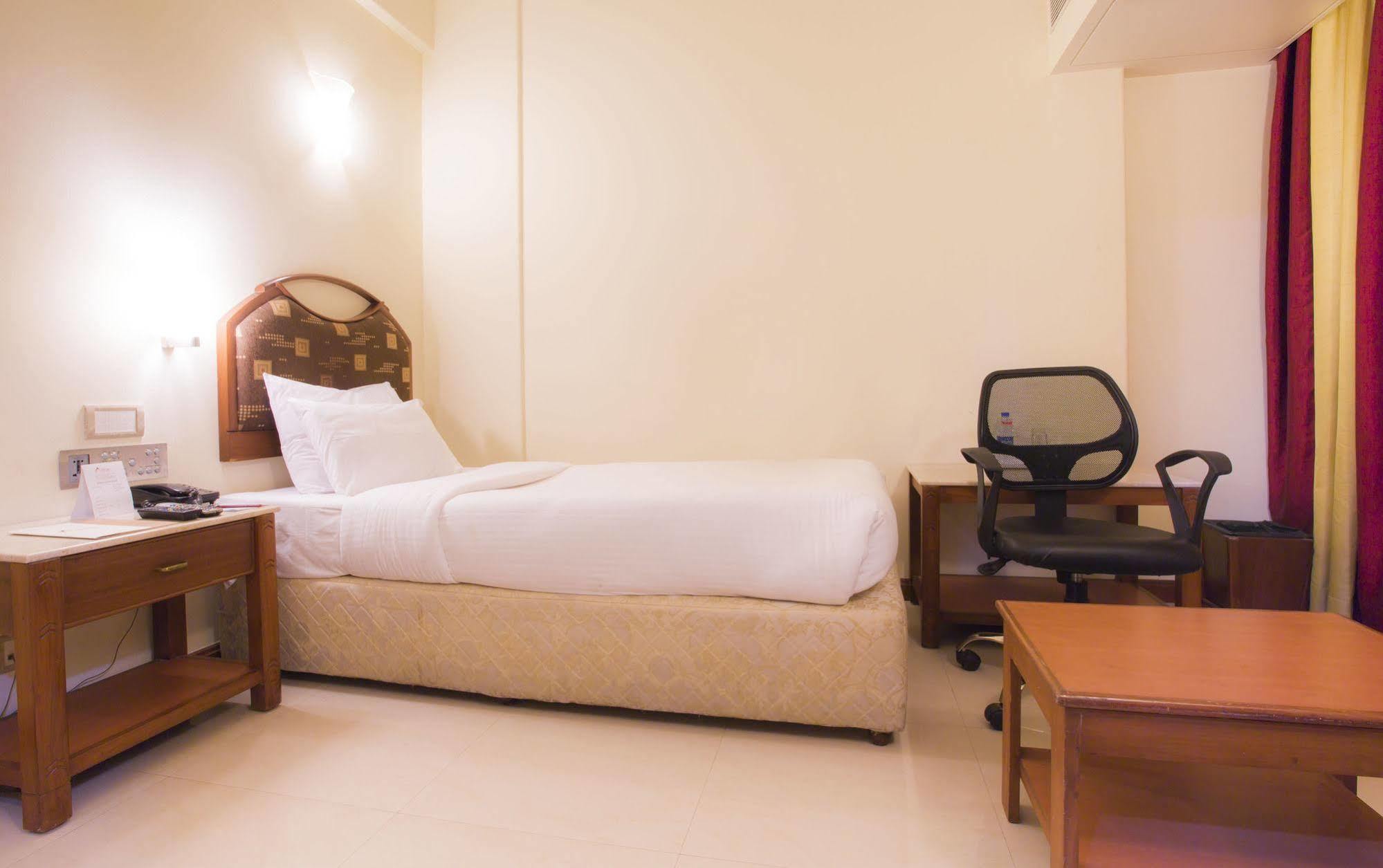 Hotel Airport International Мумбаї Екстер'єр фото
